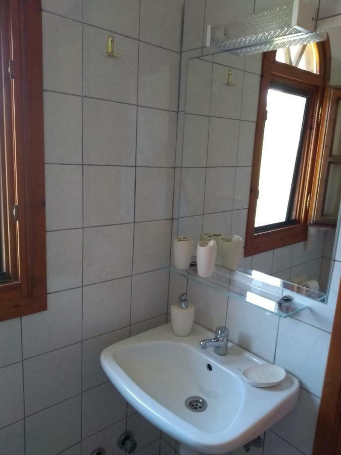 Athina Vourvourou Apartments 외부 사진